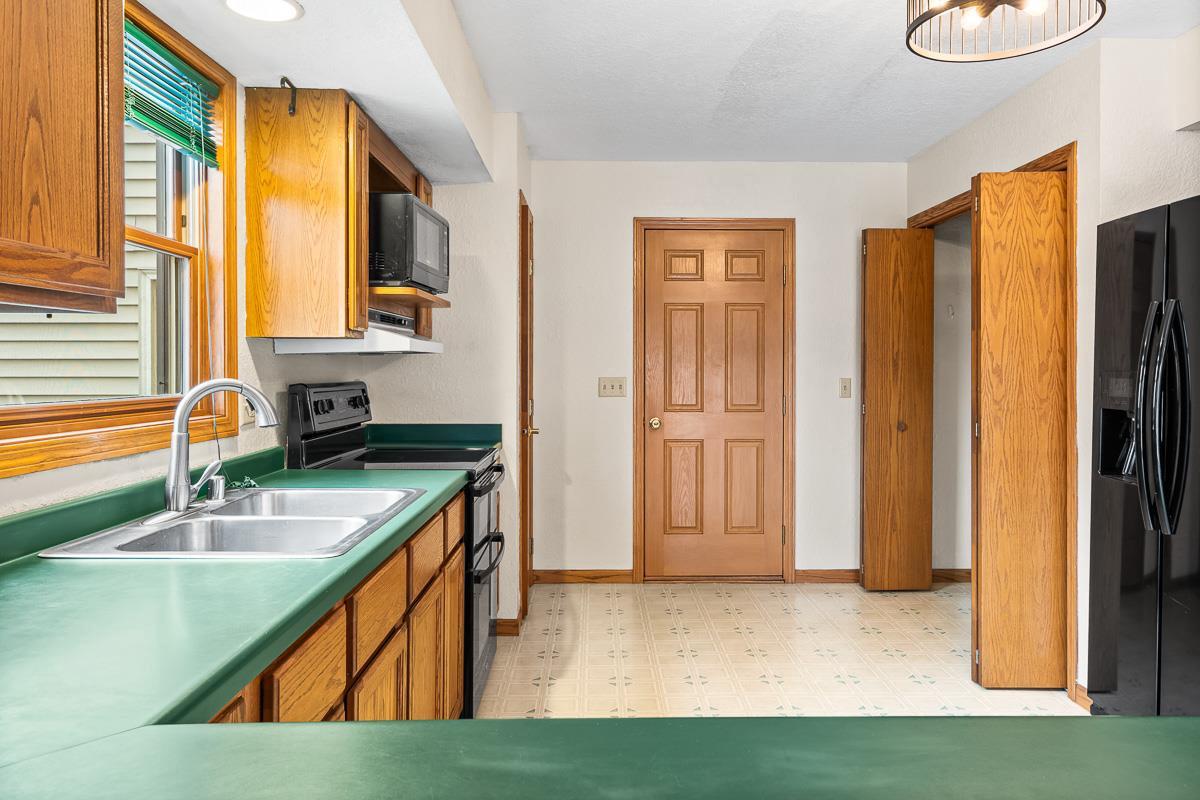 W13939 Oak Haven Drive