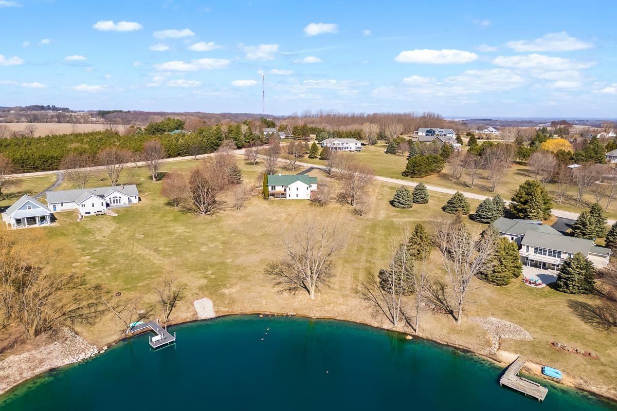 W2035 Taylor Lee Lane