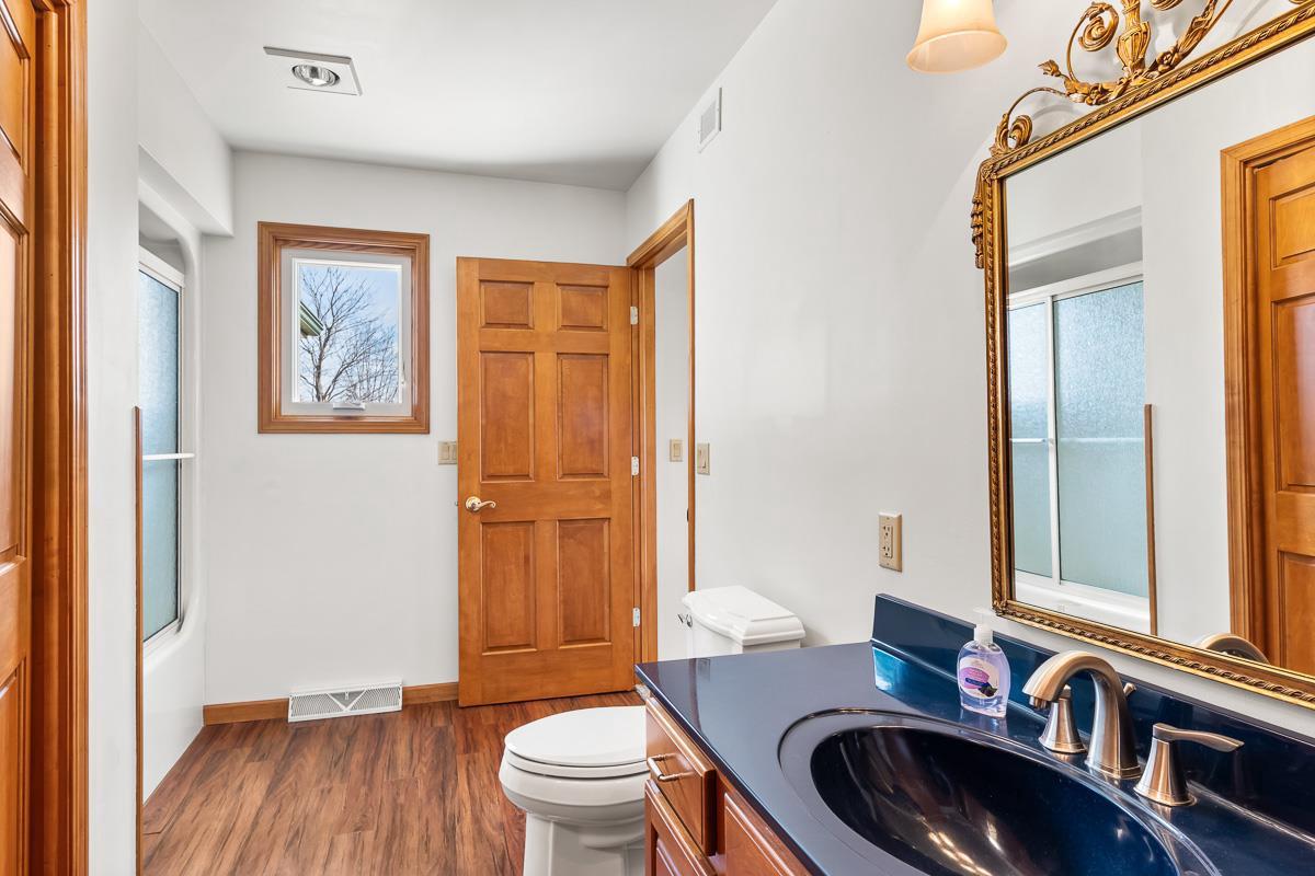 W2035 Taylor Lee Lane