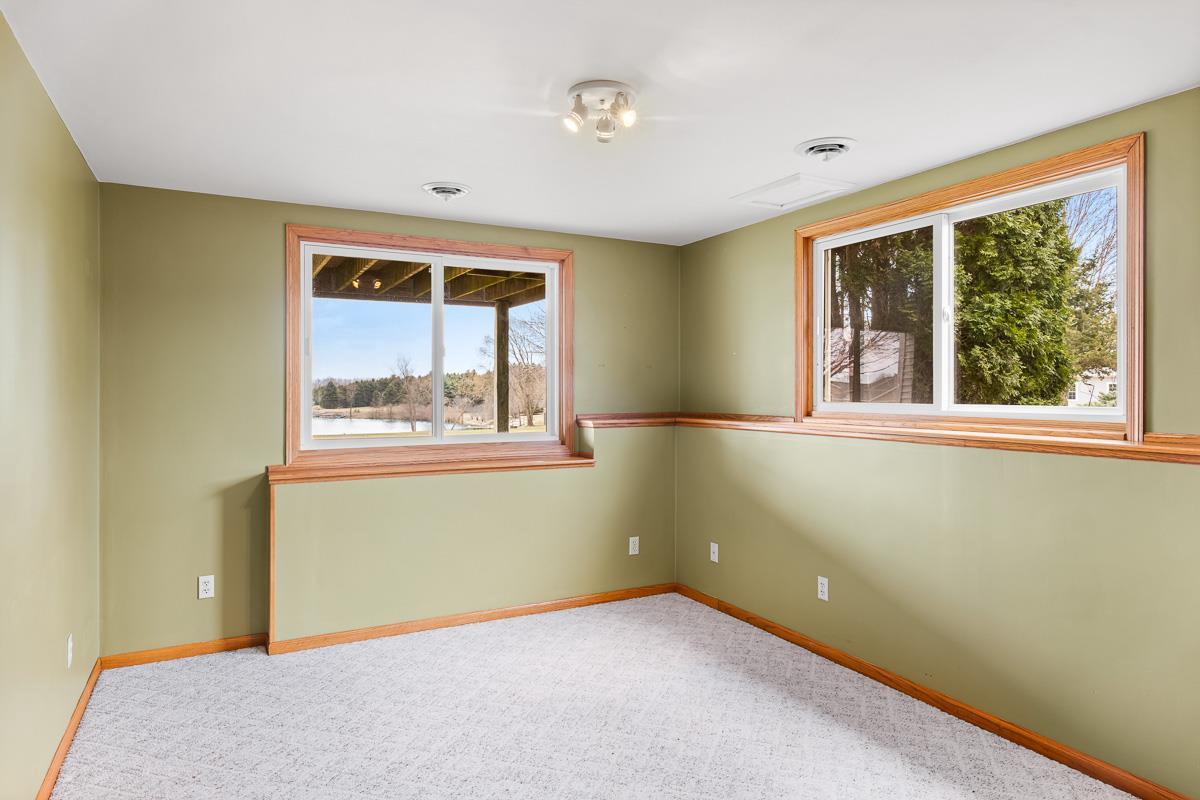 W2035 Taylor Lee Lane