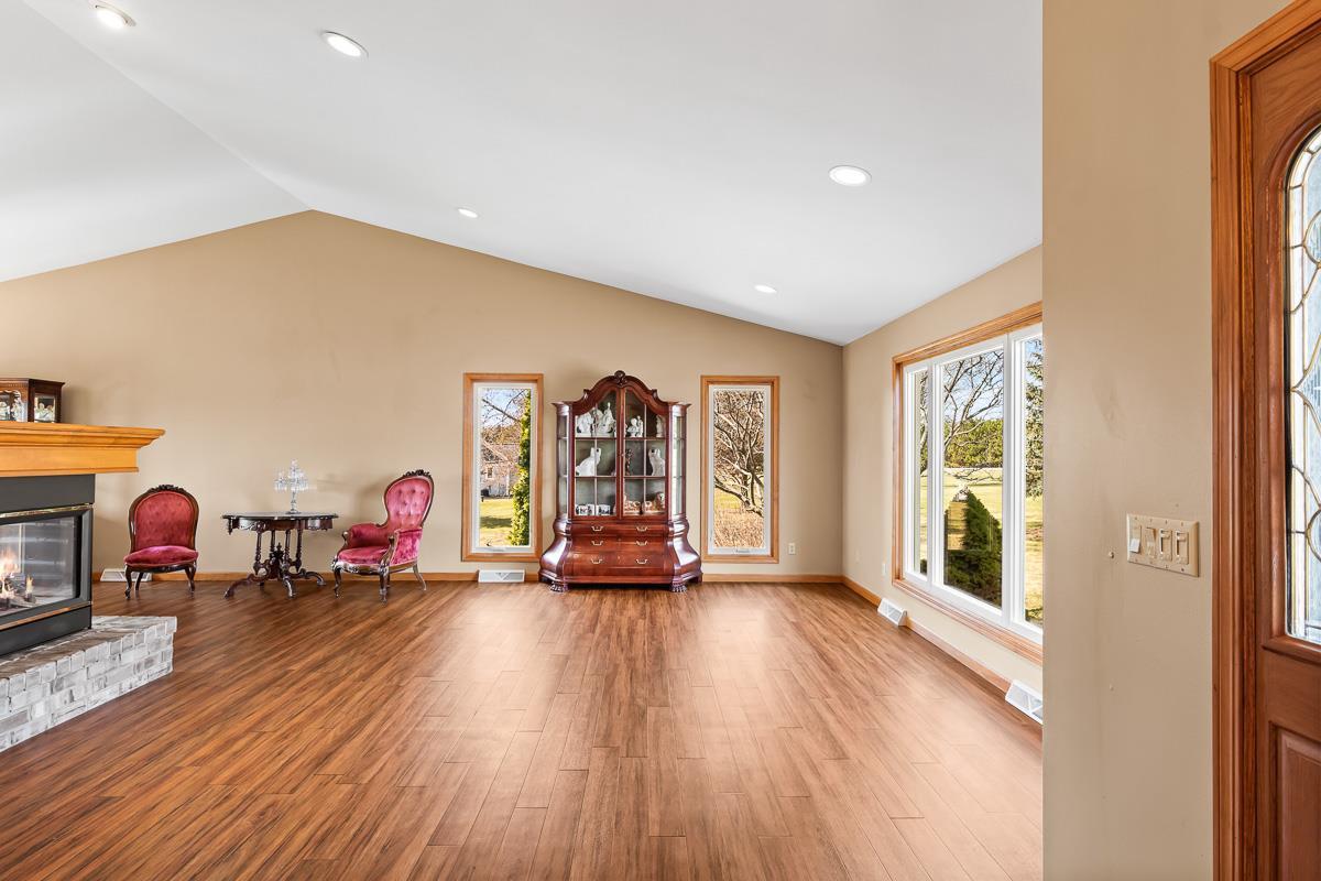 W2035 Taylor Lee Lane