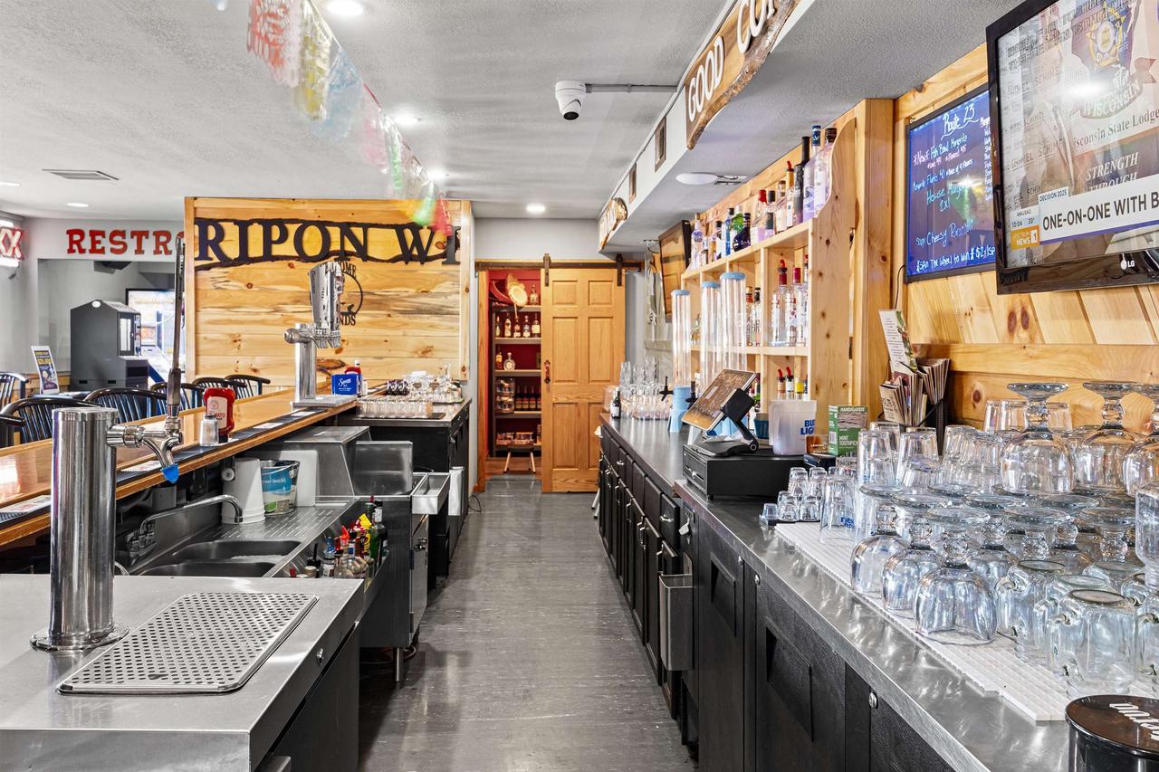 1300 West Fond du lac Street