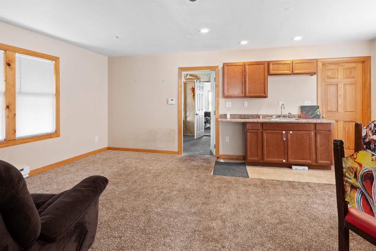 1300 West Fond du lac Street