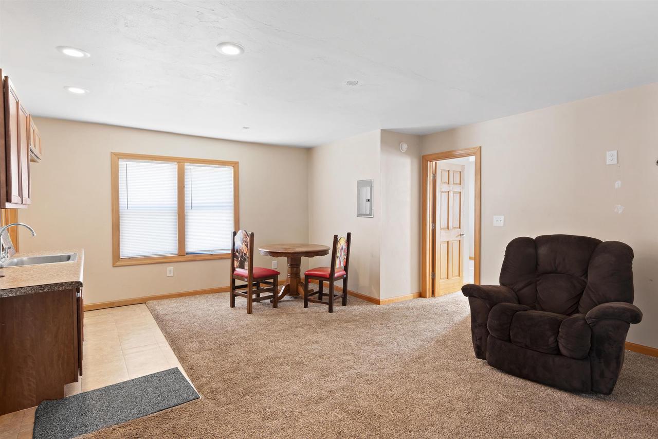 1300 West Fond du lac Street