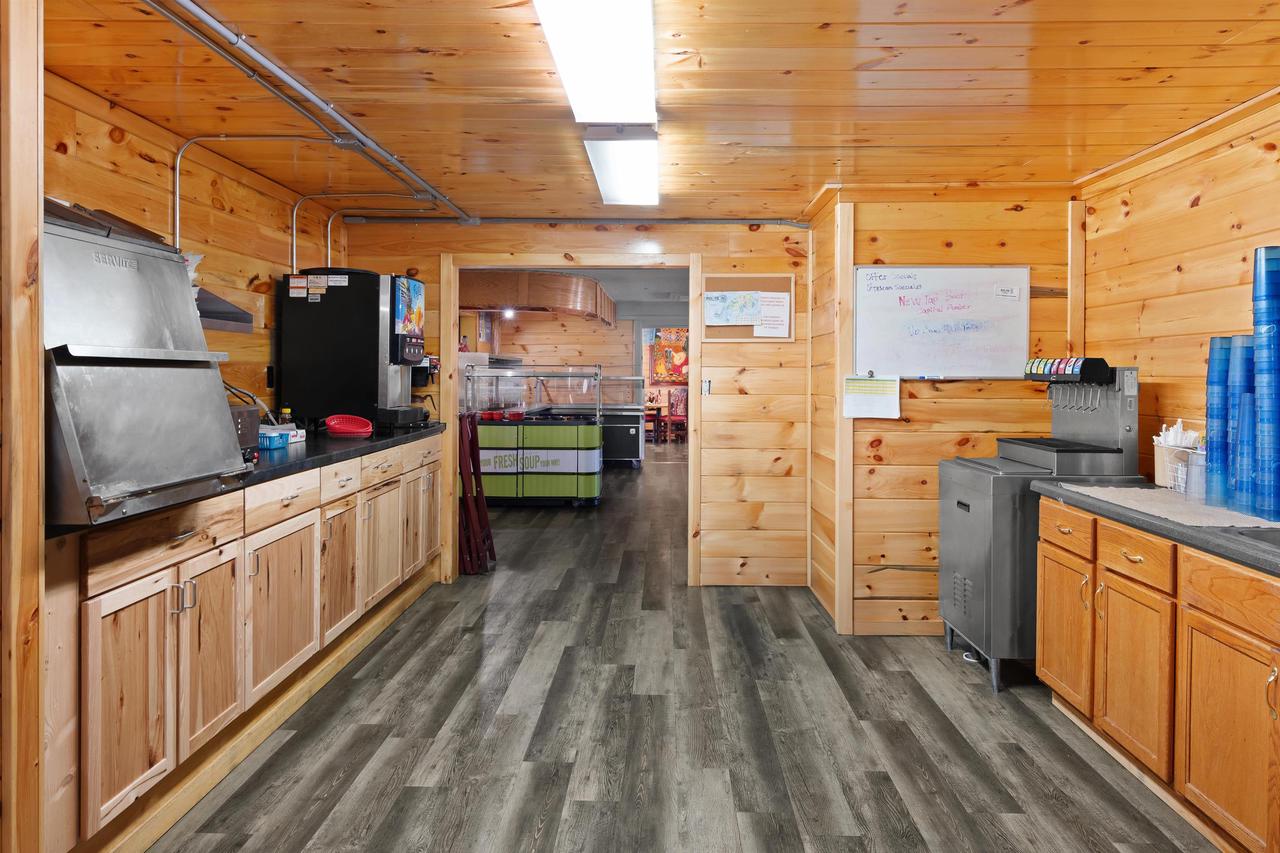 1300 West Fond du lac Street