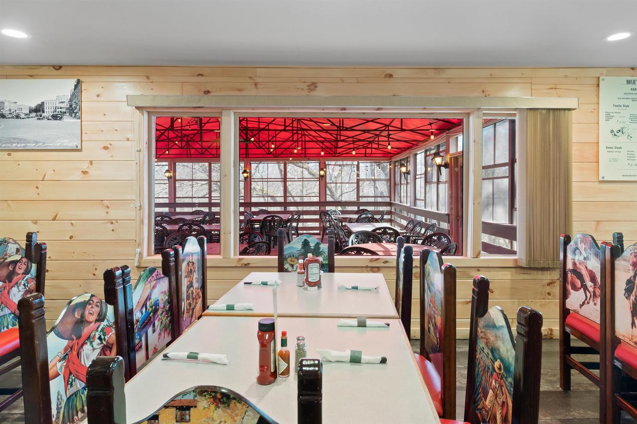 1300 West Fond du lac Street