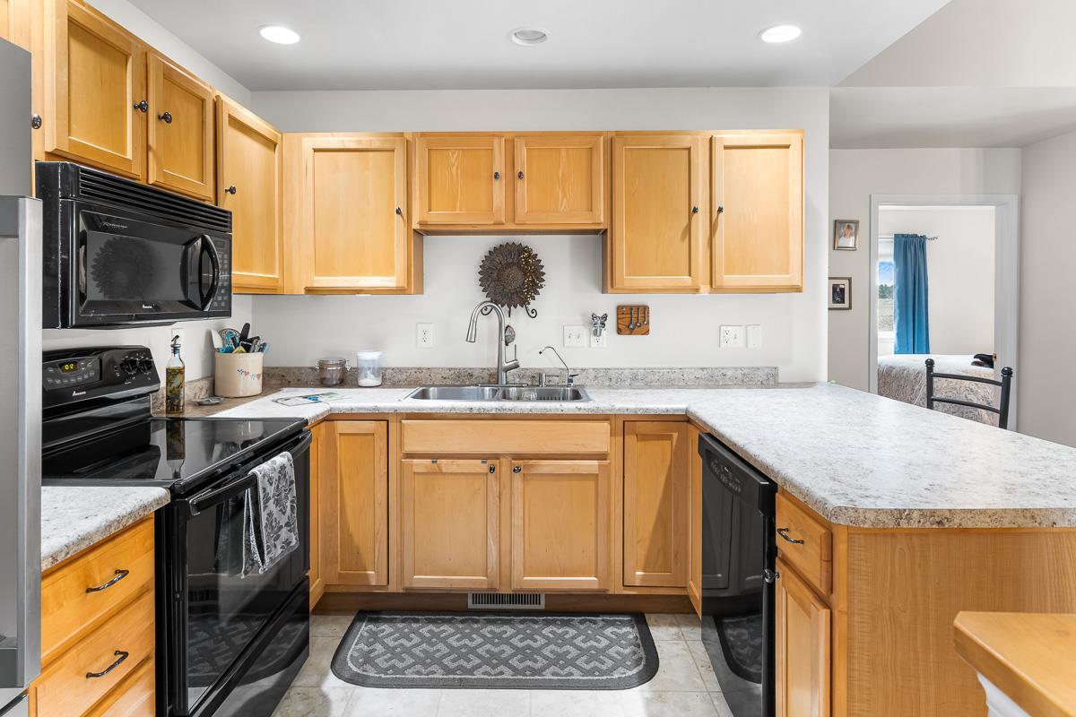 870 Patricia Court 14