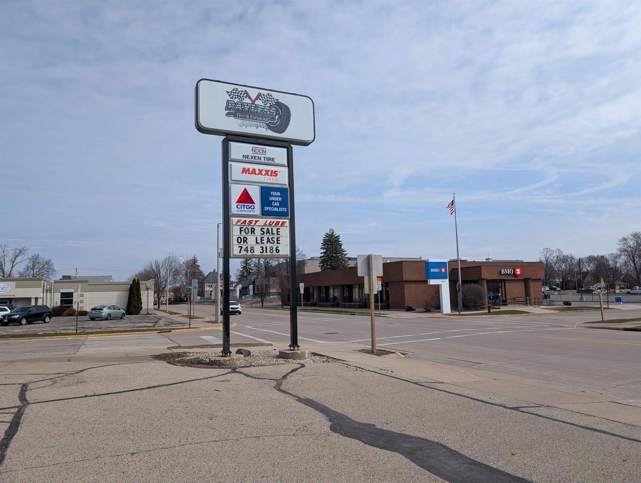 400 Blackburn Street