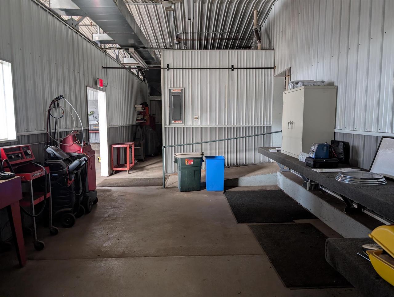 400 Blackburn Street