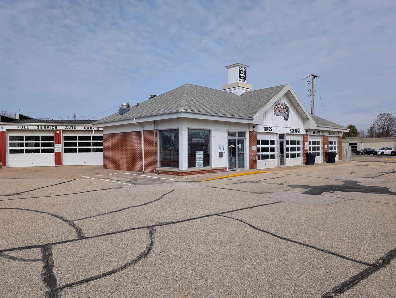 400 Blackburn Street