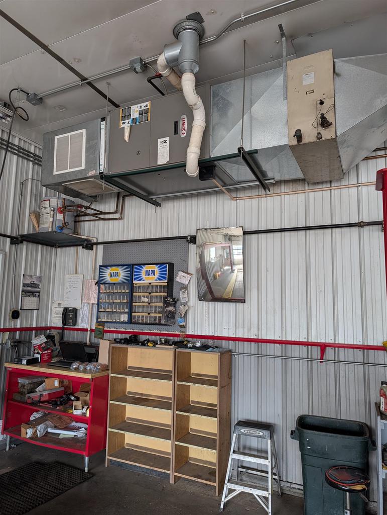 400 Blackburn Street