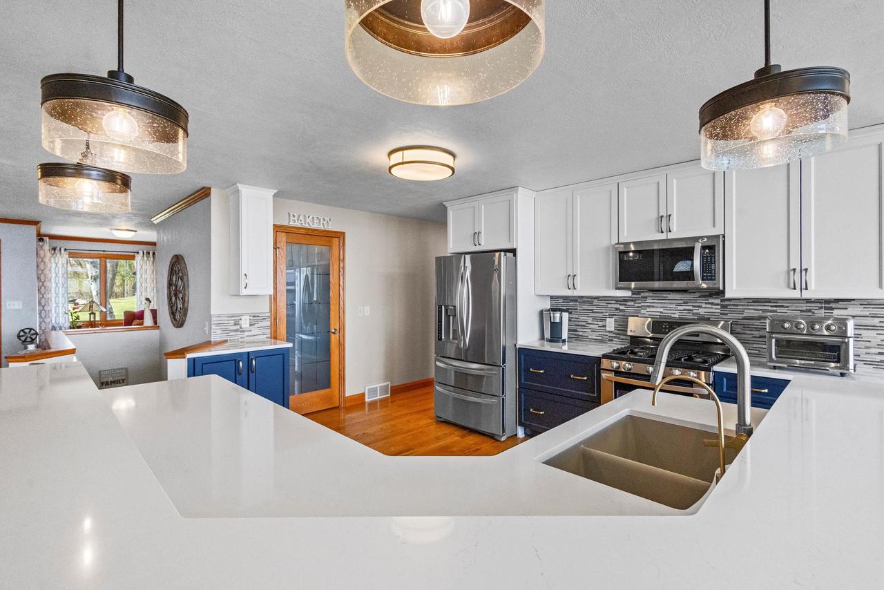 3500 Leonard Point Lane