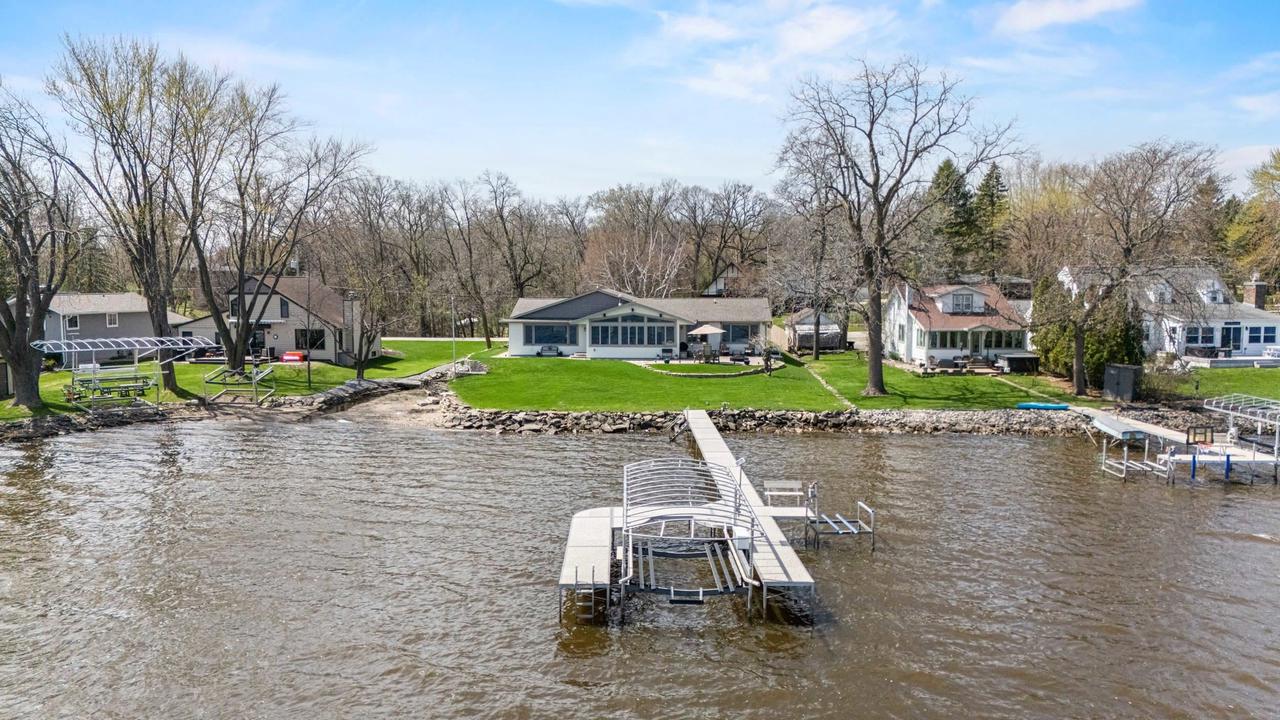 3500 Leonard Point Lane