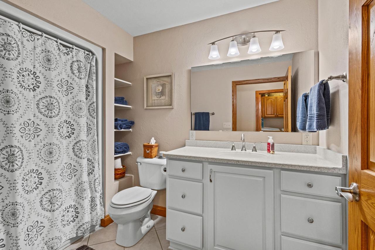 3500 Leonard Point Lane