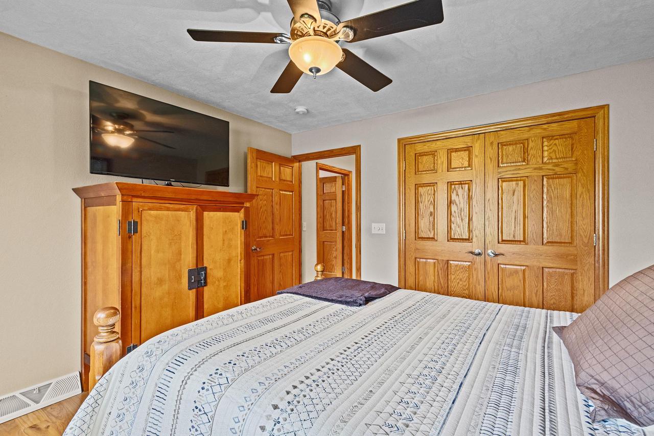 3500 Leonard Point Lane