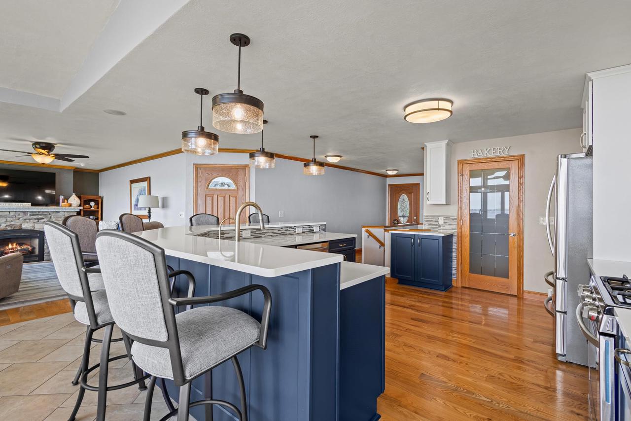 3500 Leonard Point Lane