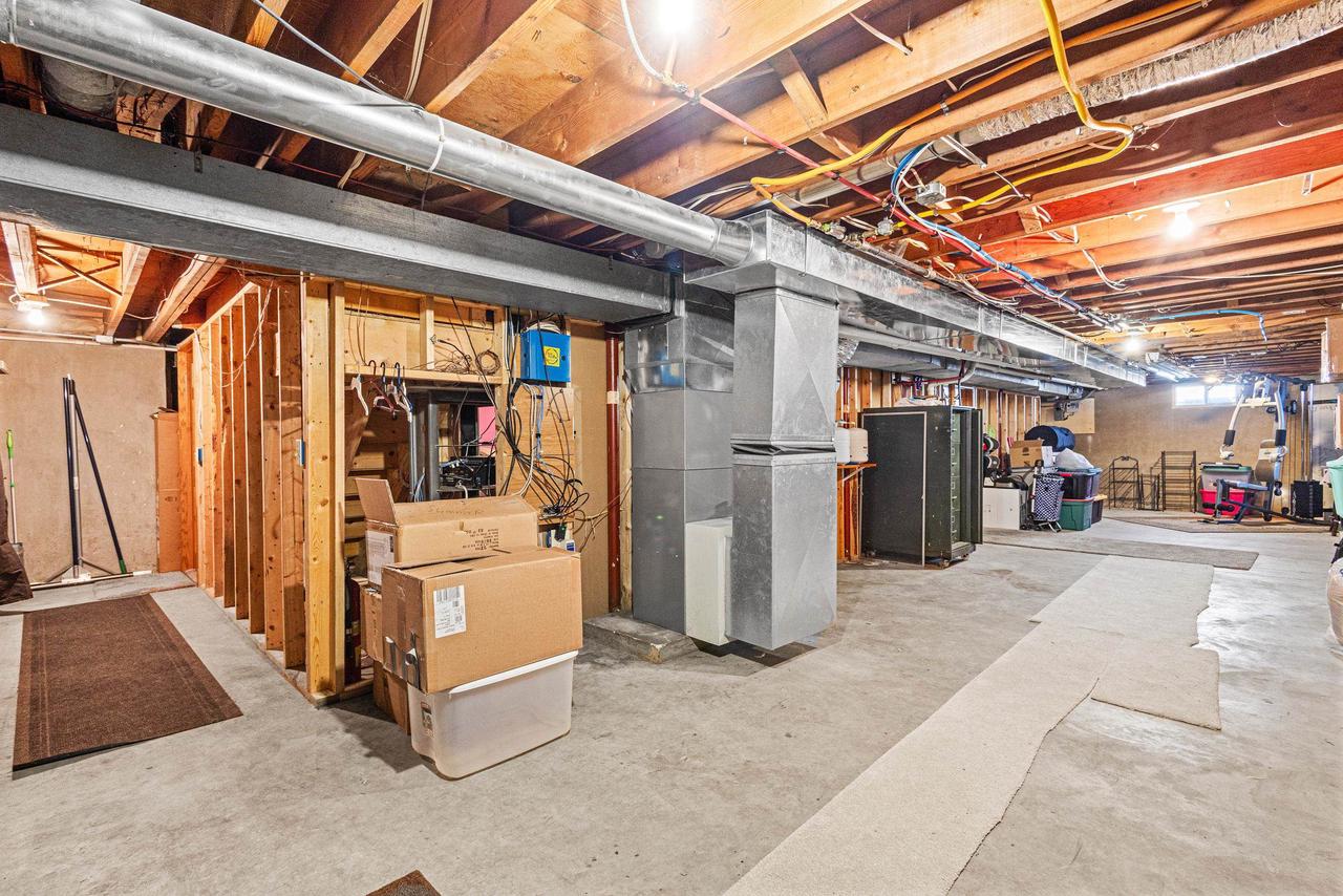 3500 Leonard Point Lane