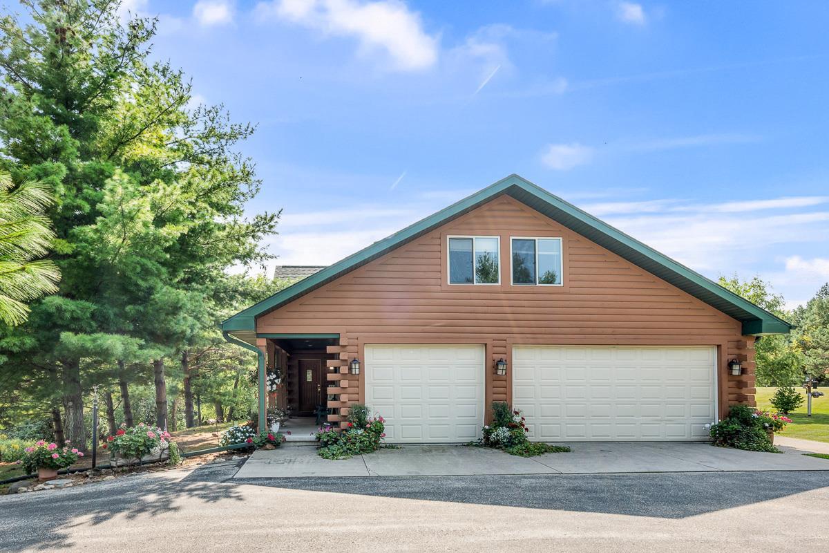 N6192 Prairieview Road