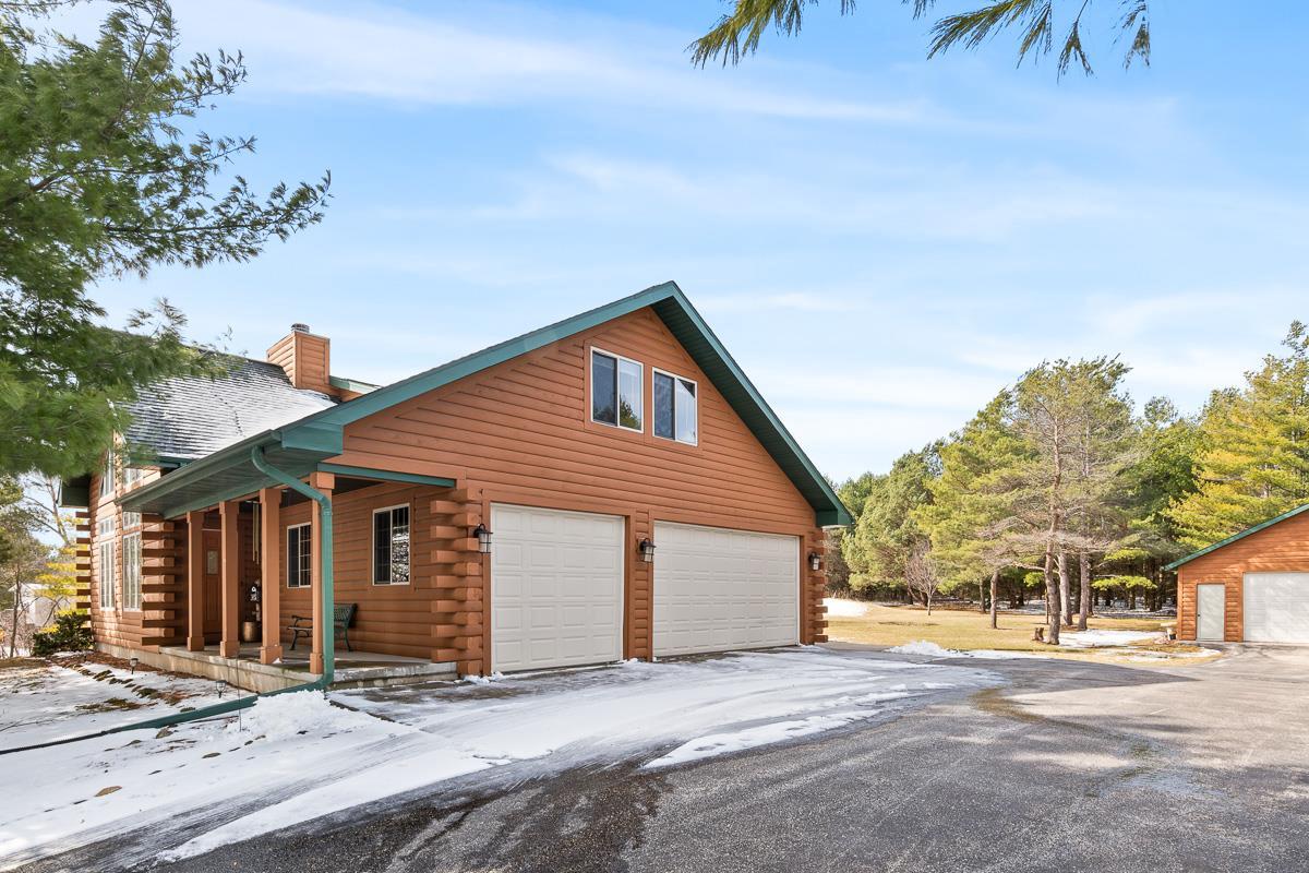 N6192 Prairieview Road