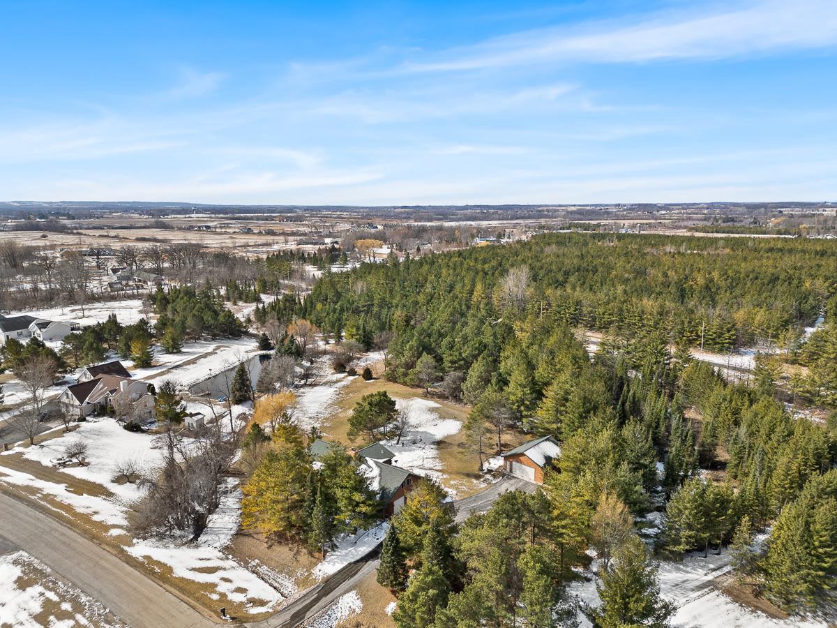 N6192 Prairieview Road