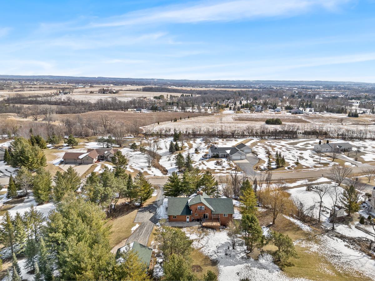 N6192 Prairieview Road