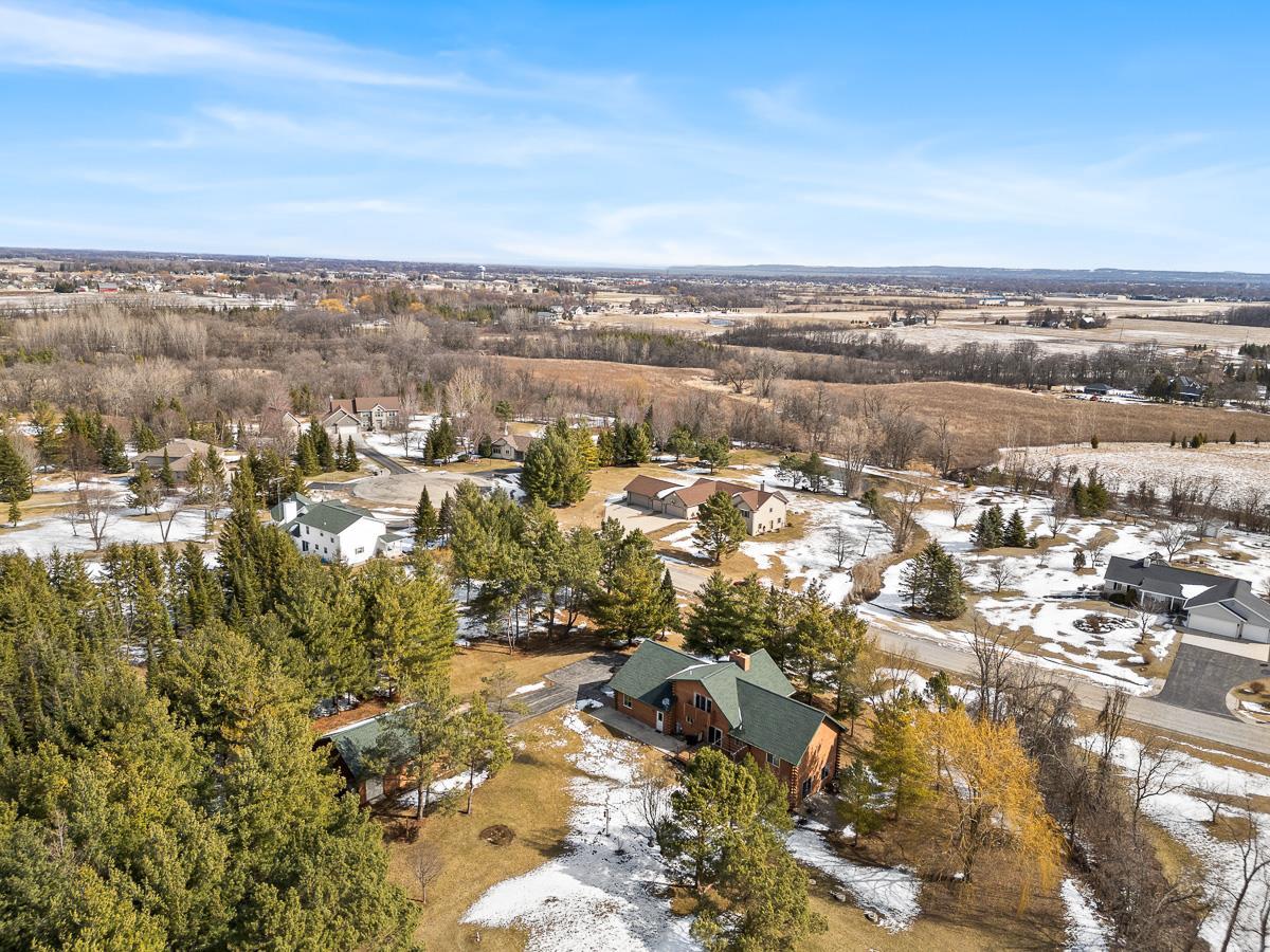 N6192 Prairieview Road