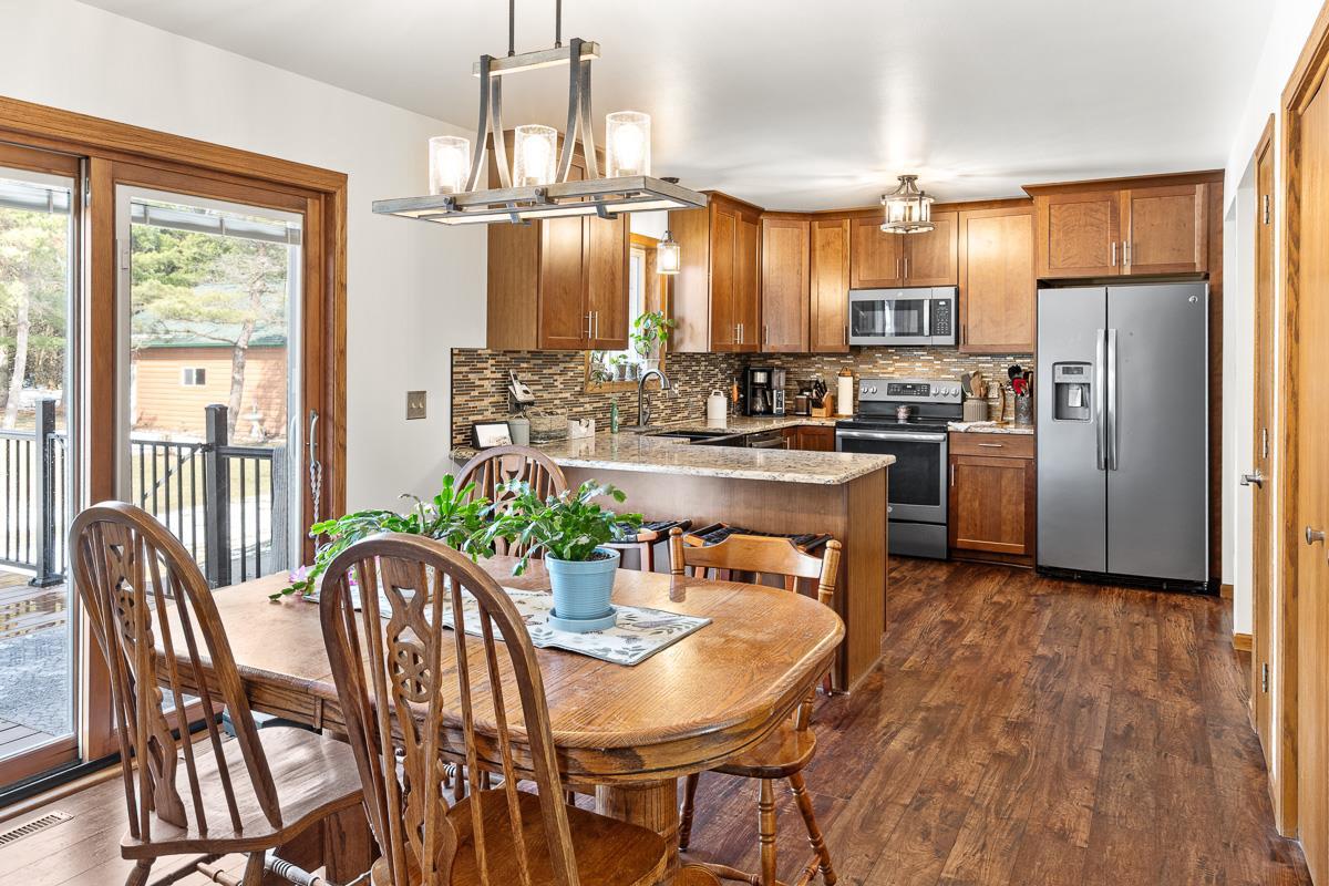 N6192 Prairieview Road