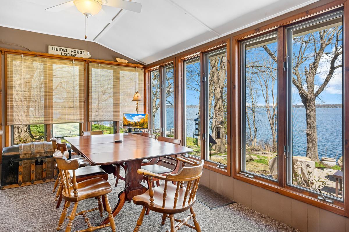 W1206 Spring Grove Road