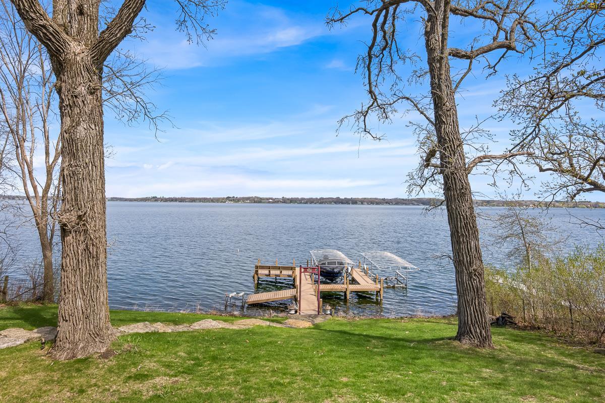 W1206 Spring Grove Road