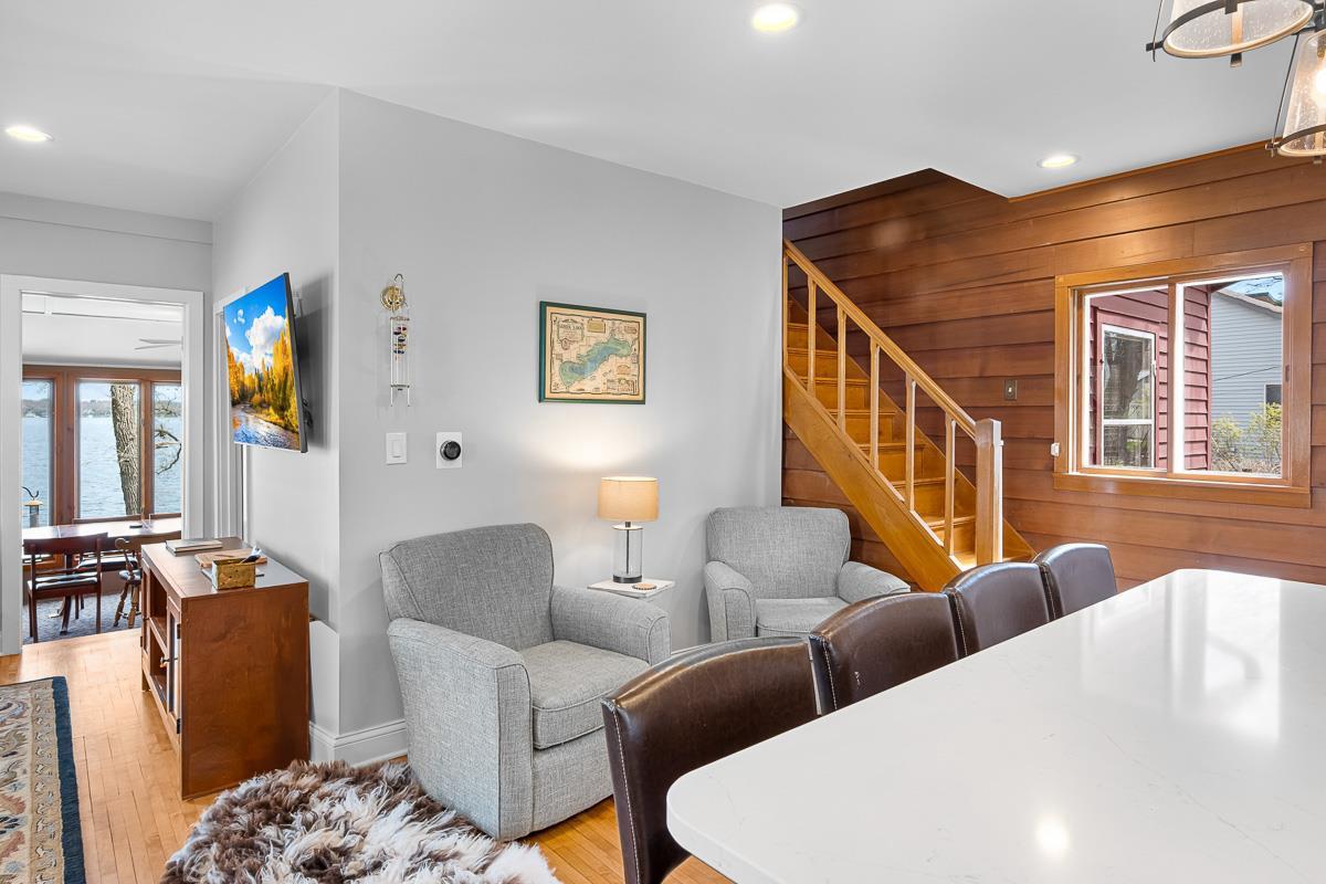 W1206 Spring Grove Road