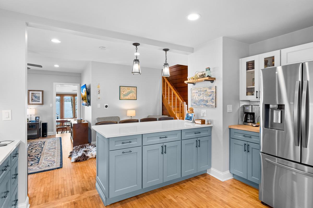 W1206 Spring Grove Road