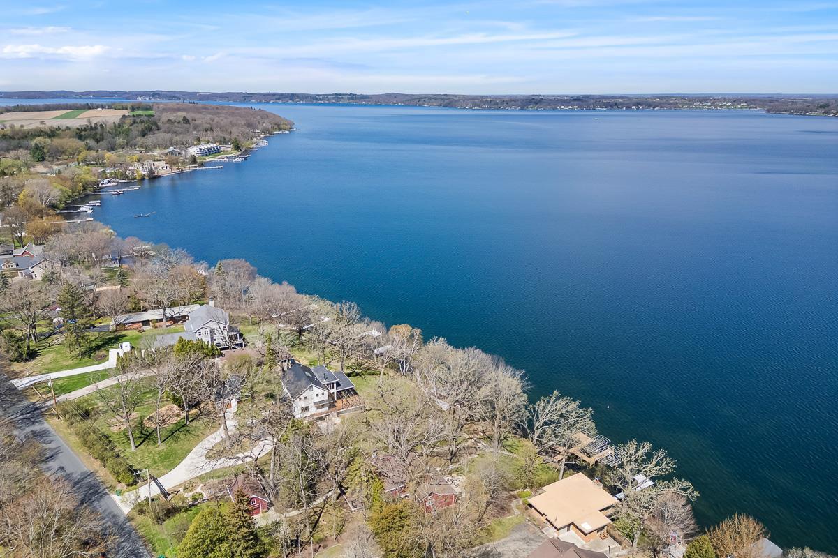 W1206 Spring Grove Road