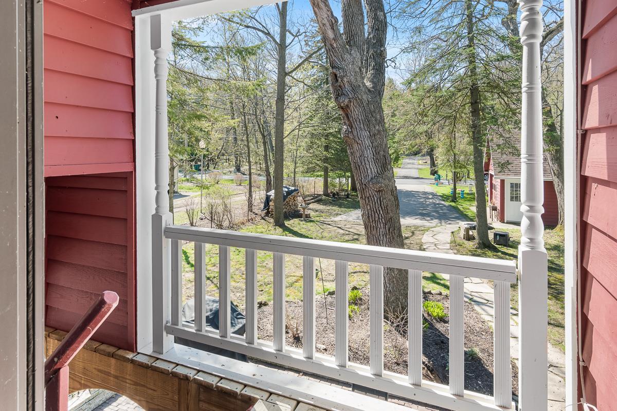 W1206 Spring Grove Road