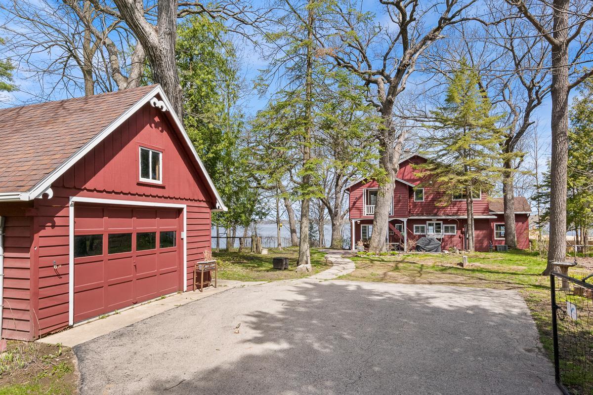 W1206 Spring Grove Road