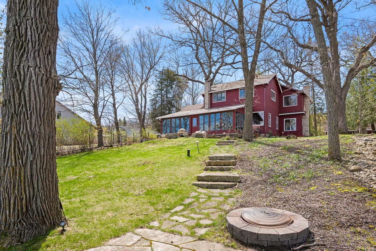 W1206 Spring Grove Road