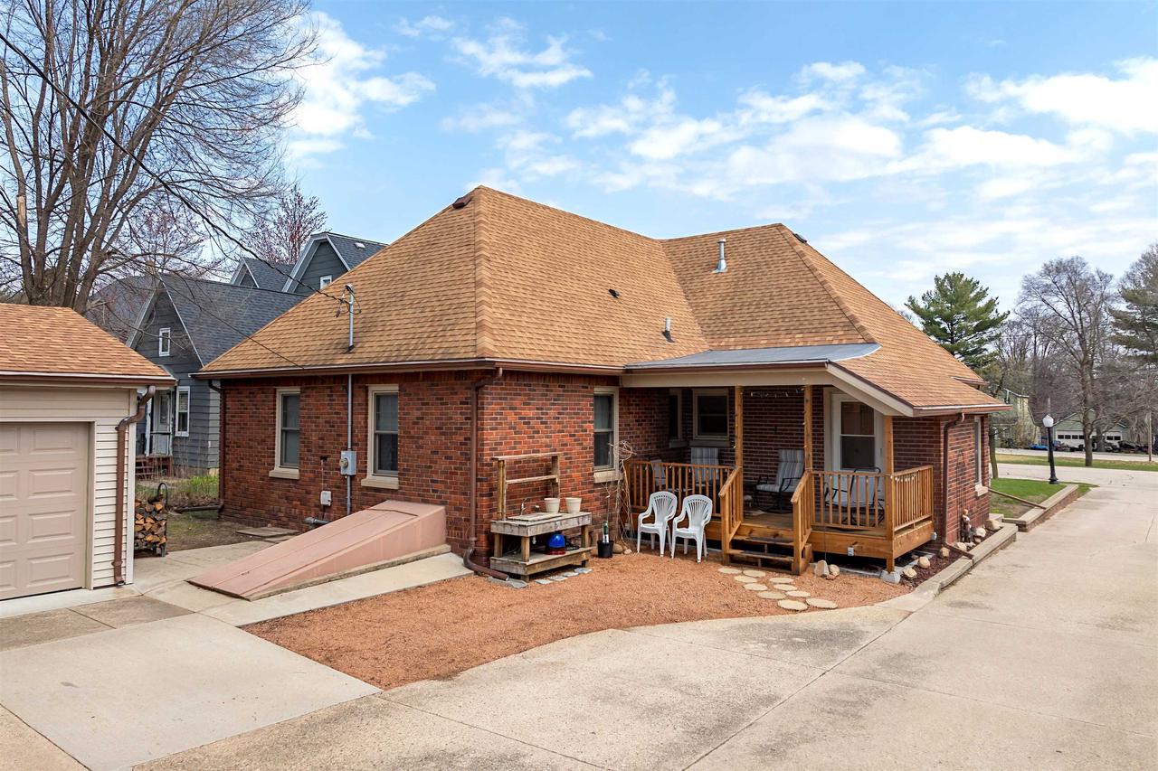 233 North 1st Street