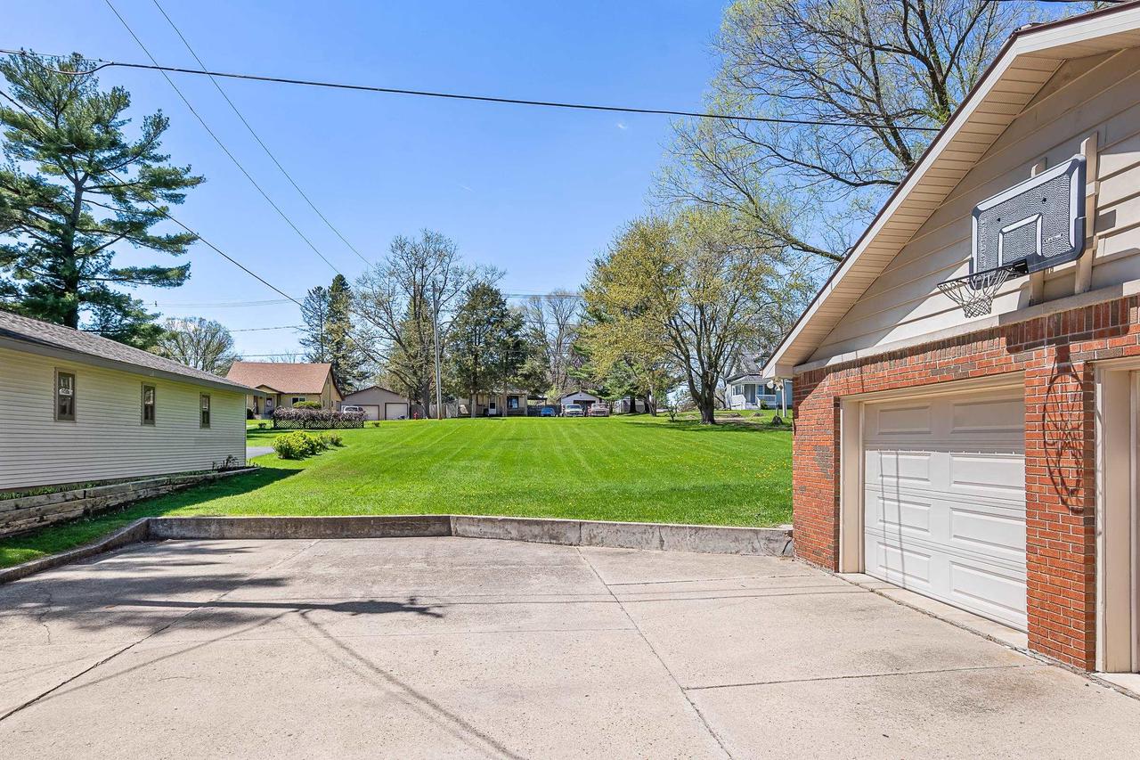 233 North 1st Street