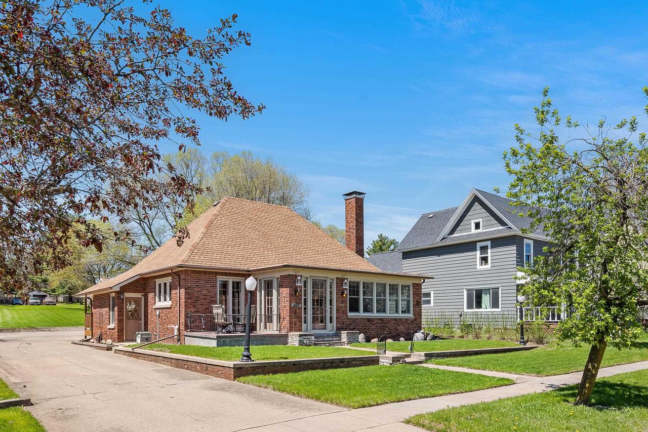 233 North 1st Street