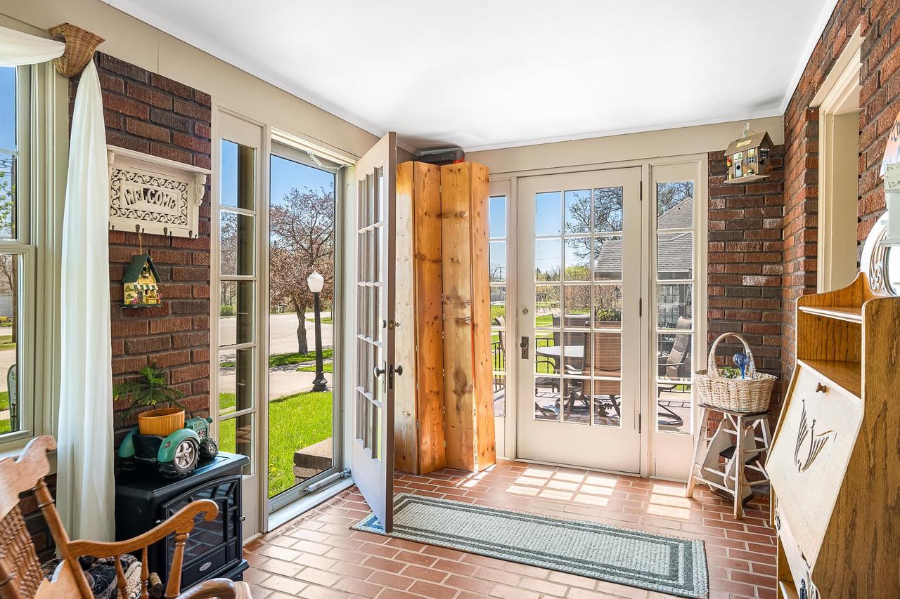 233 North 1st Street