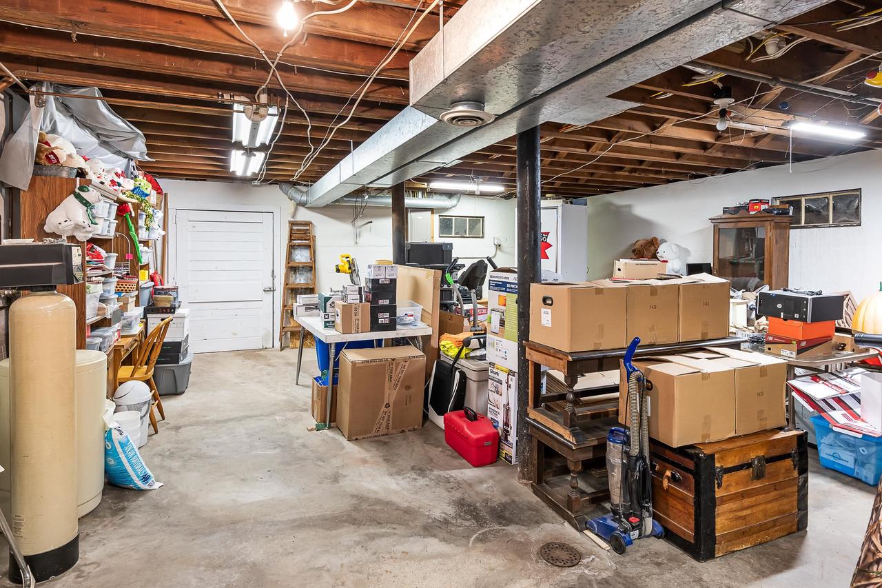 233 North 1st Street