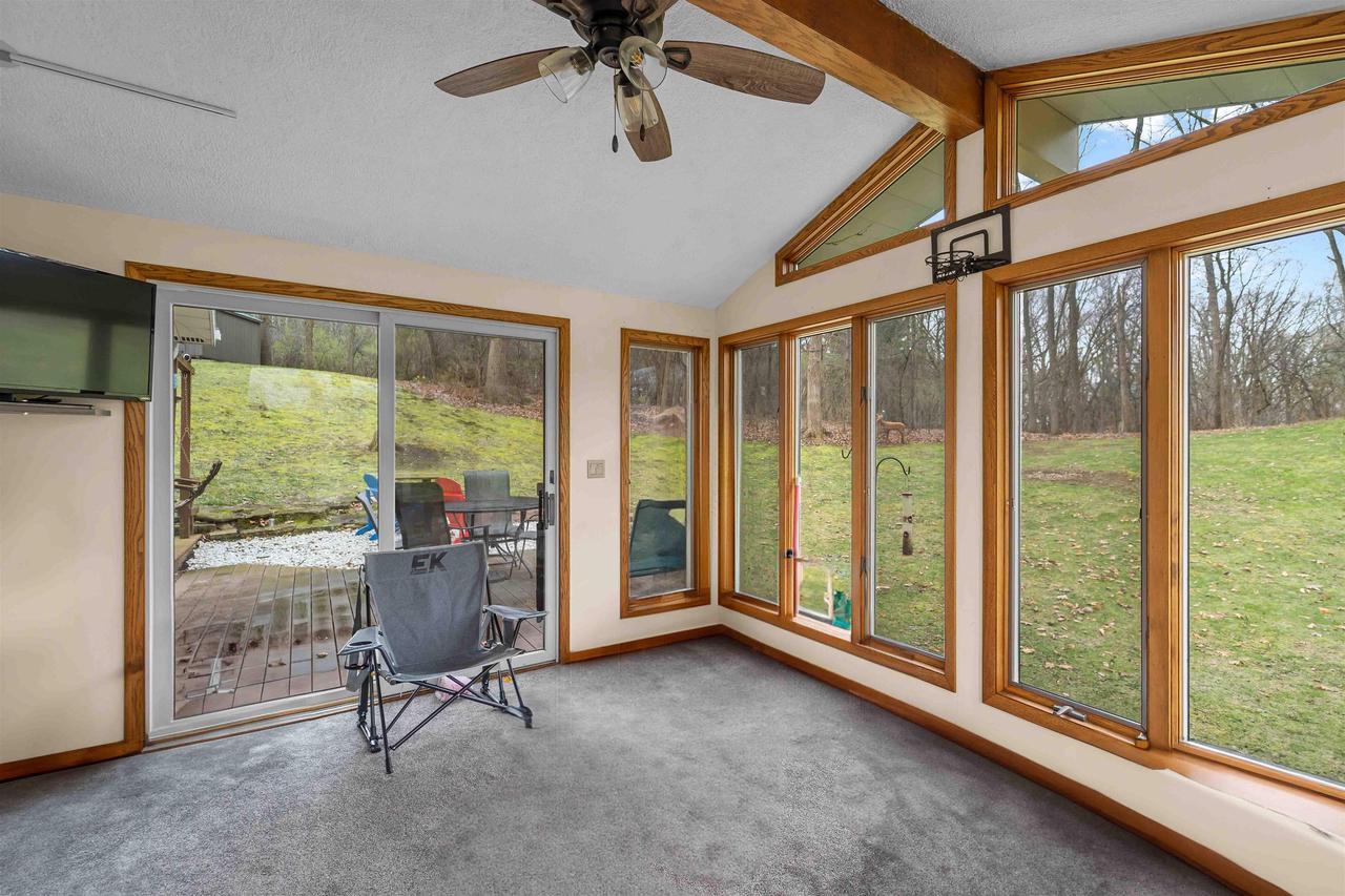 N7389 Hillendale Parkway