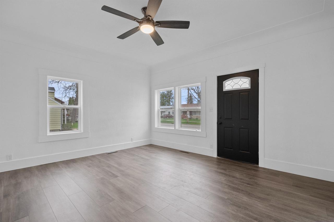 547 East Jackson Street