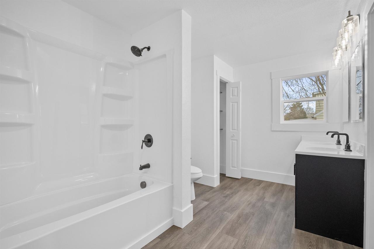 547 East Jackson Street