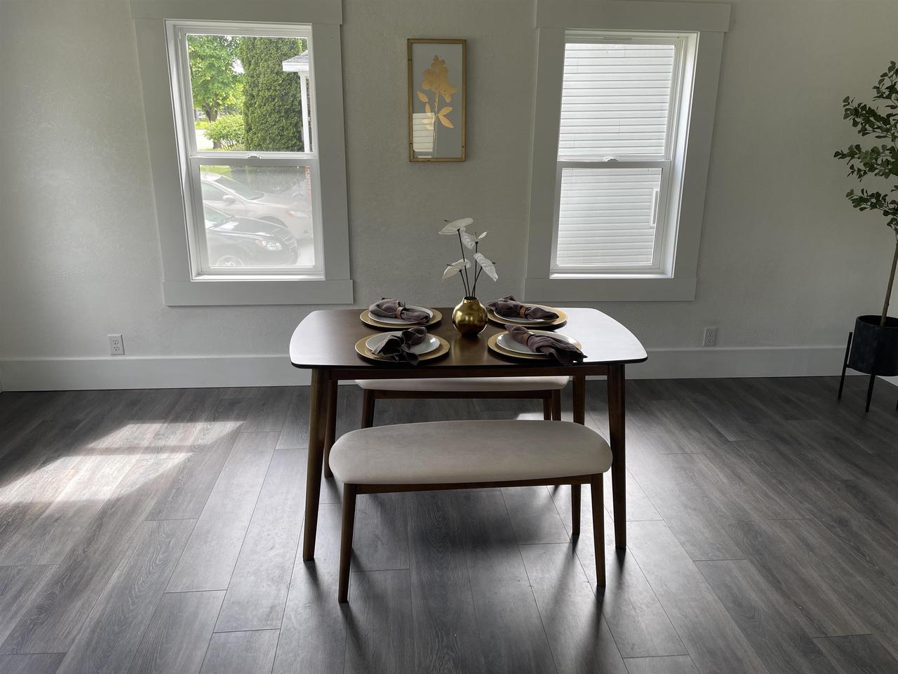 547 East Jackson Street