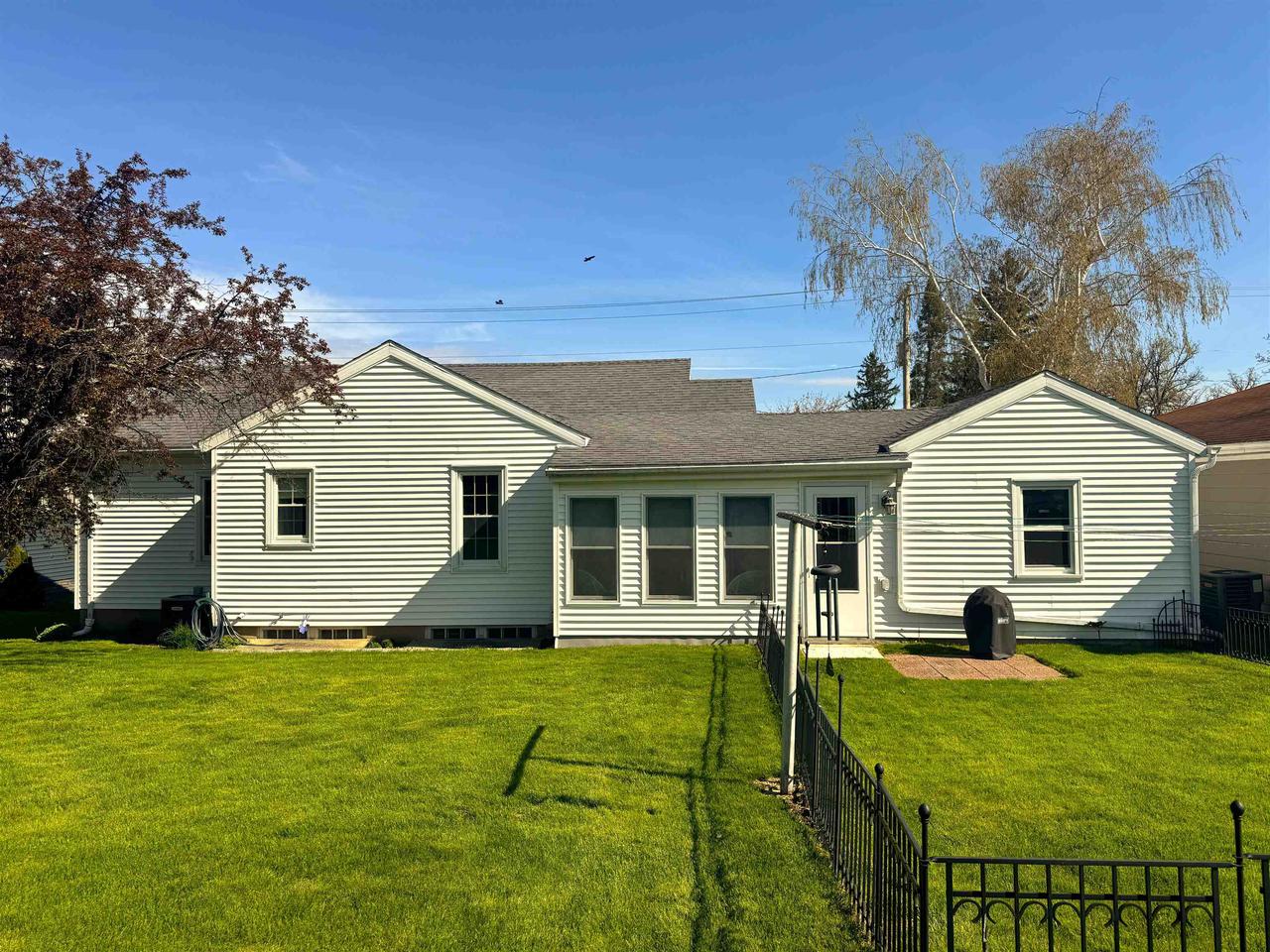 140 West Manchester Street