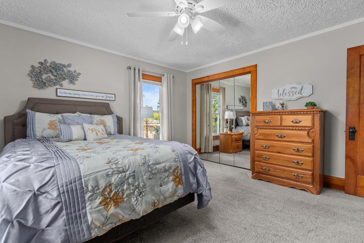 61 North Grand Street