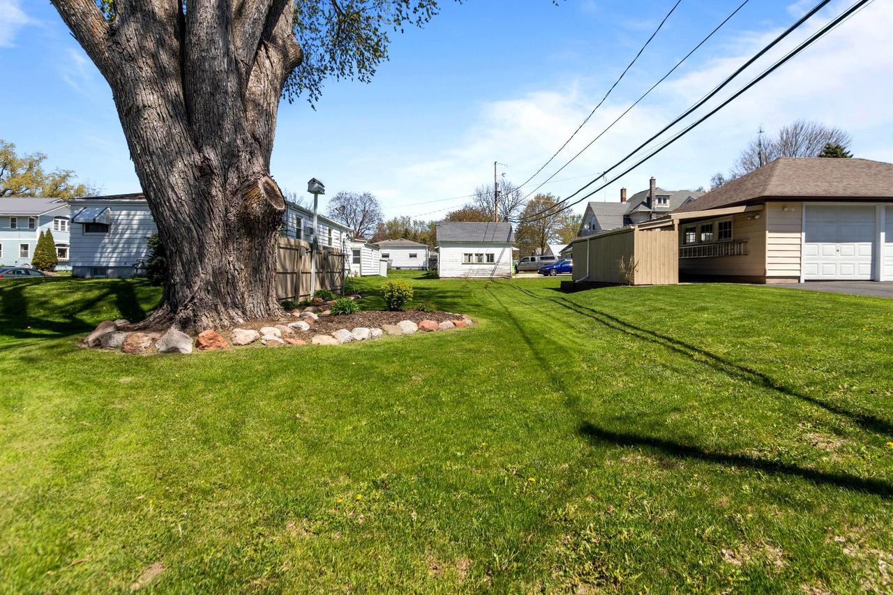 61 North Grand Street