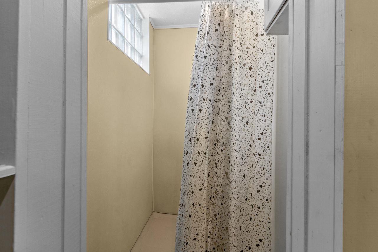 61 North Grand Street