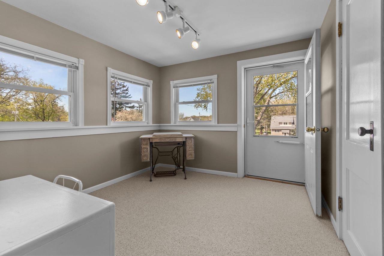 61 North Grand Street