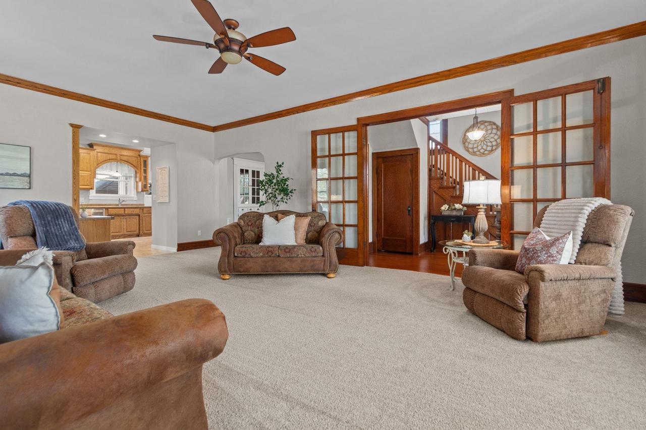 61 North Grand Street